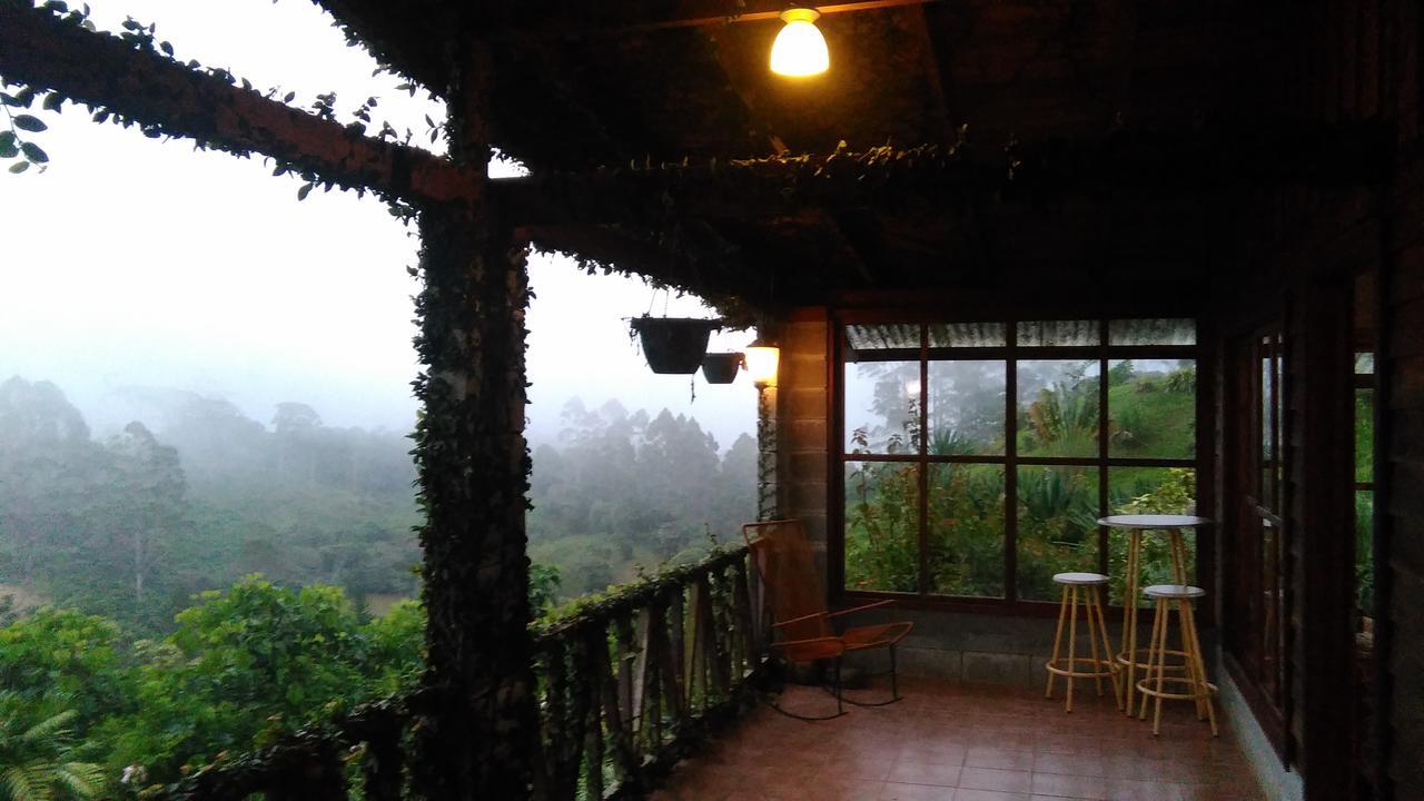 Y Granja Loma Bonita Chalet