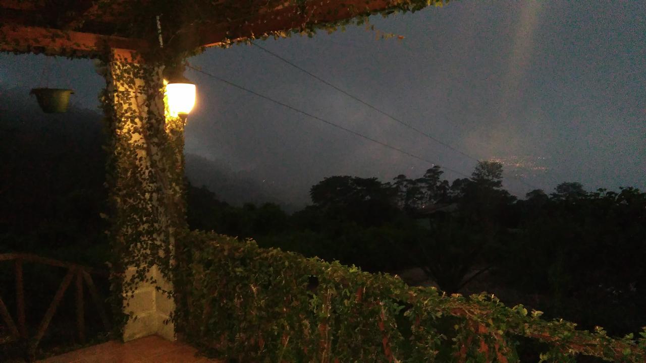Y Granja Loma Bonita Chalet Turrialba