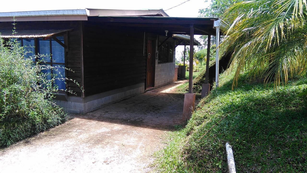Y Granja Loma Bonita Chalet *