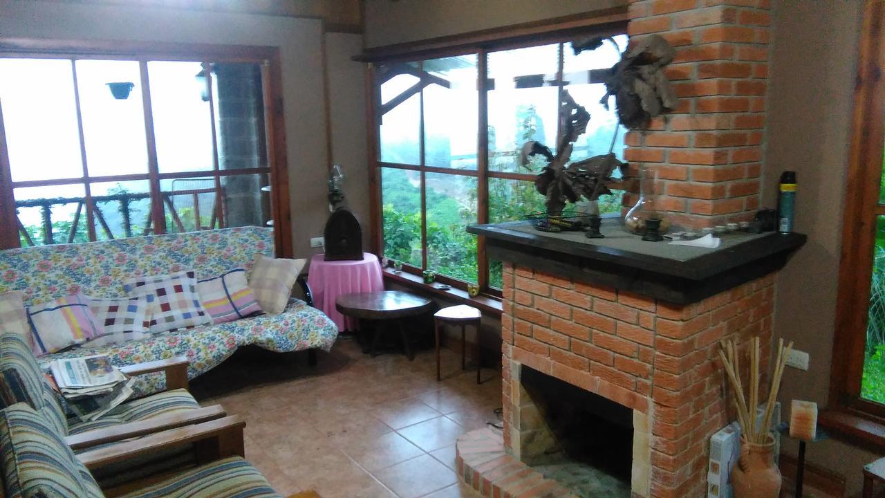 Y Granja Loma Bonita Chalet Turrialba